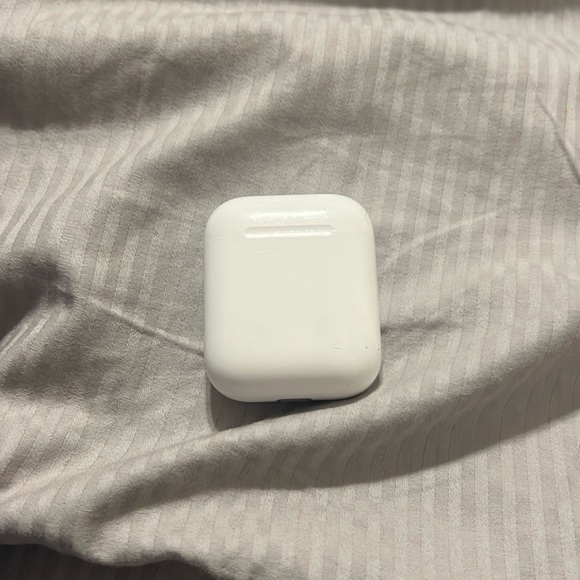 Apple airpods 2nd generation